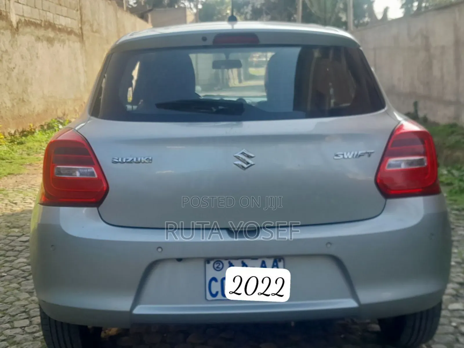 Suzuki Swift 2022 Silver