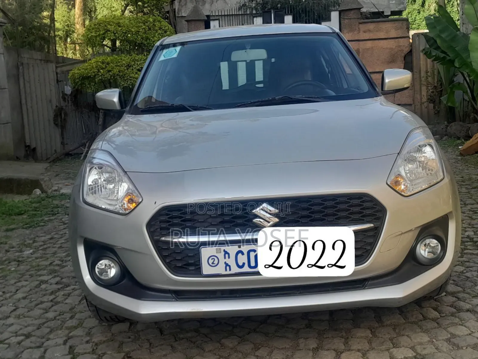 Suzuki Swift 2022 Silver