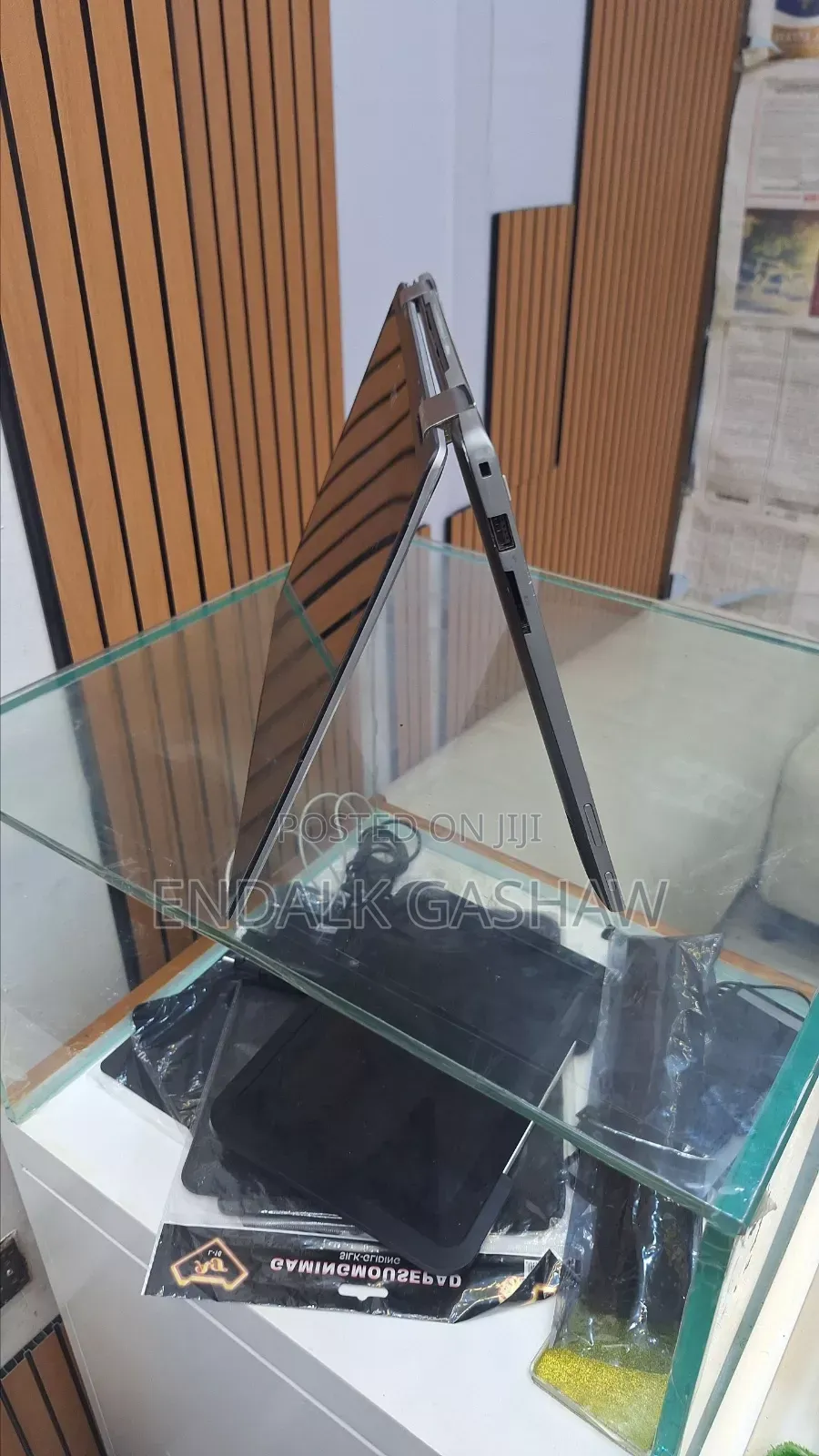 New Laptop Dell Inspiron 13 1318 8GB Intel Core I3 SSD 128GB