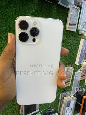 Photo - Apple iPhone 13 Pro Max 128 GB White