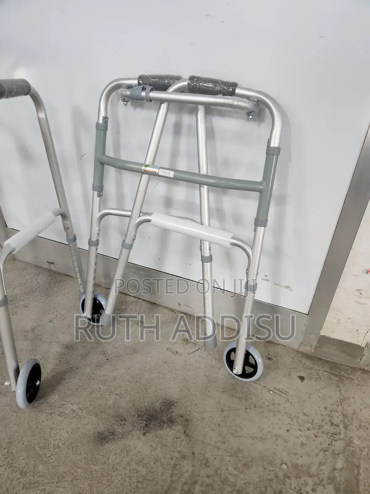 Folded Walker腕帶walking Frame鳵的brand New Walker㫵是brand New Walker Top