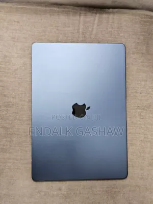 New Laptop Apple MacBook Air 2022 M2 8GB Apple M2 SSD 512GB