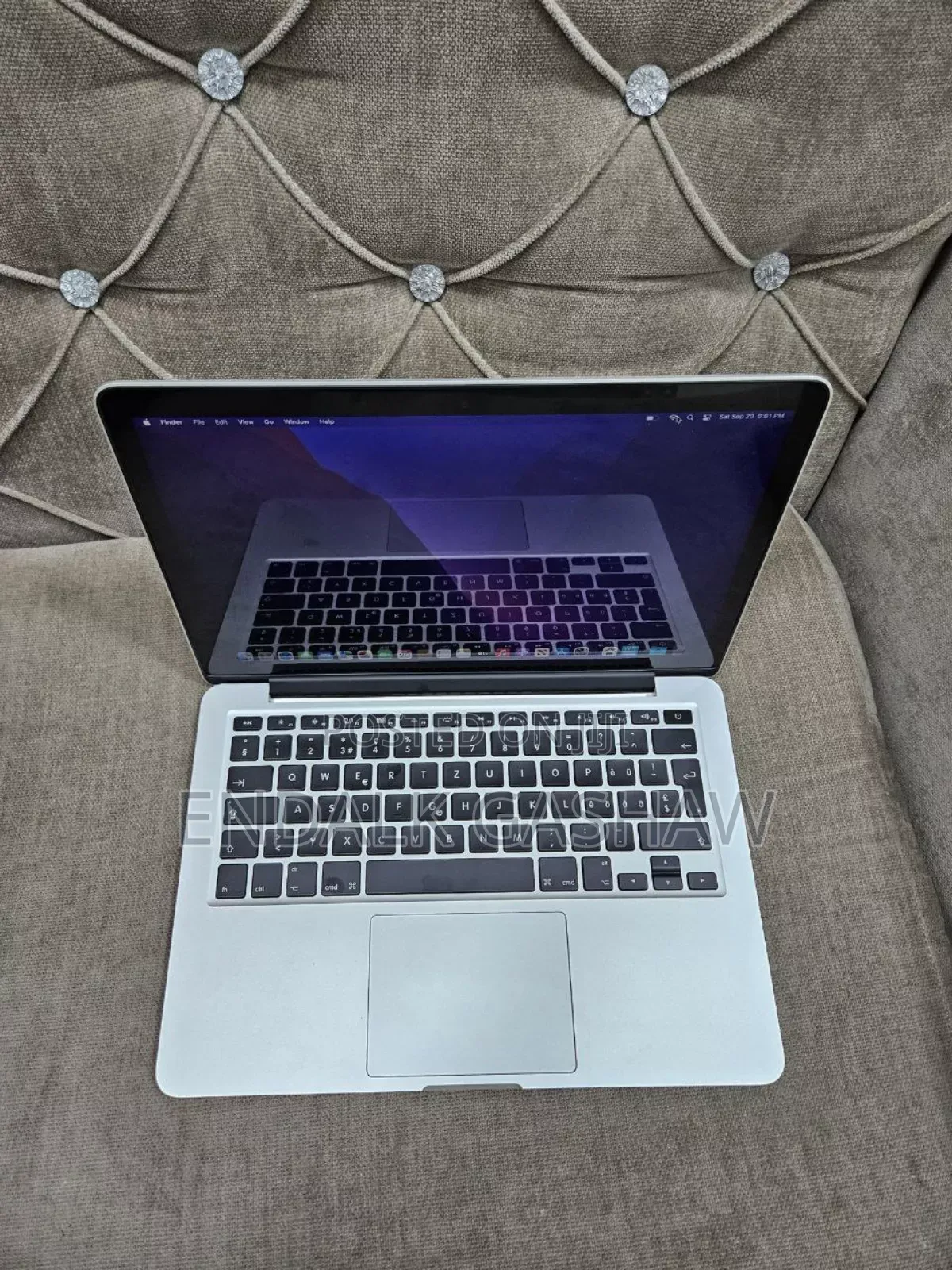 New Laptop Apple MacBook 2015 8GB Intel Core I5 SSD 128GB