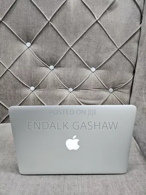 New Laptop Apple MacBook 2015 8GB Intel Core I5 SSD 128GB