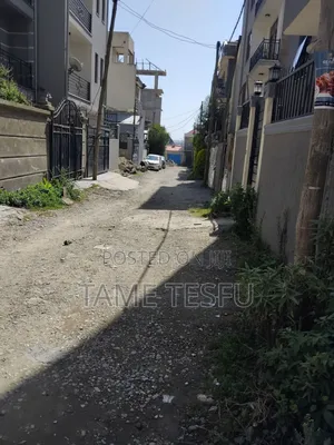 2bdrm House in ሀያት, Bole for sale