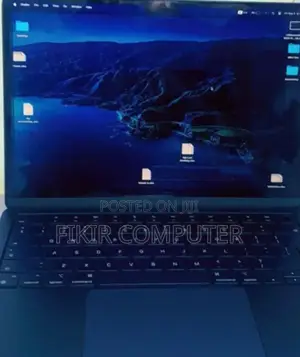 New Laptop Apple MacBook Air 2022 M2 8GB Apple M2 SSD 256GB