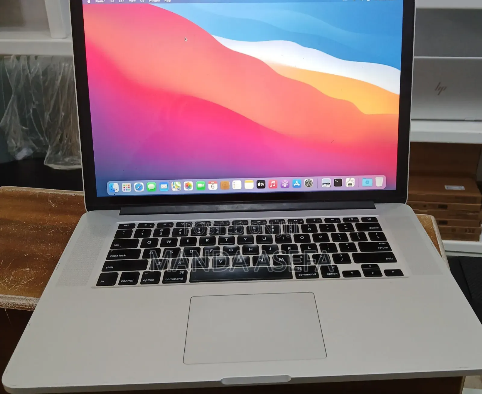 New Laptop Apple MacBook Pro 2015 16GB Intel Core i7 SSD 256GB