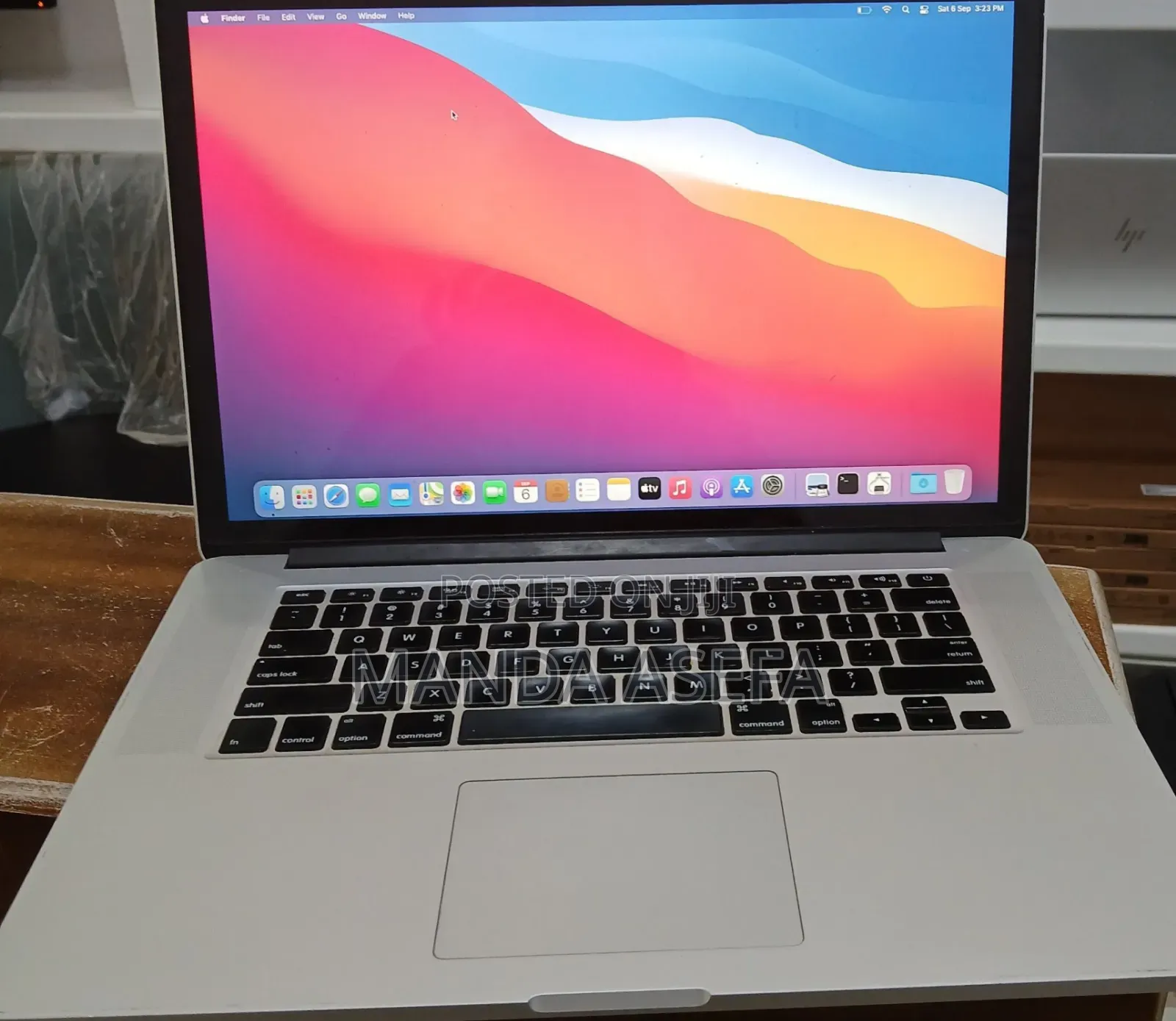New Laptop Apple MacBook Pro 2015 16GB Intel Core i7 SSD 256GB