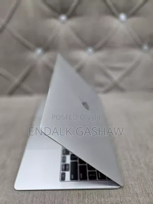 New Laptop Apple MacBook Air 2020 8GB Intel Core I5 SSD 512GB