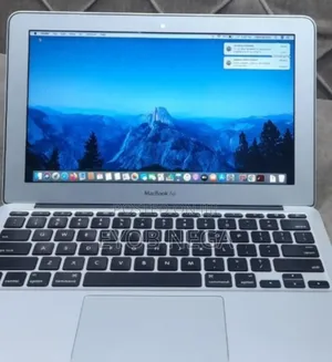 Laptop Apple MacBook Air 2015 4GB Intel Core I5 SSD 128GB