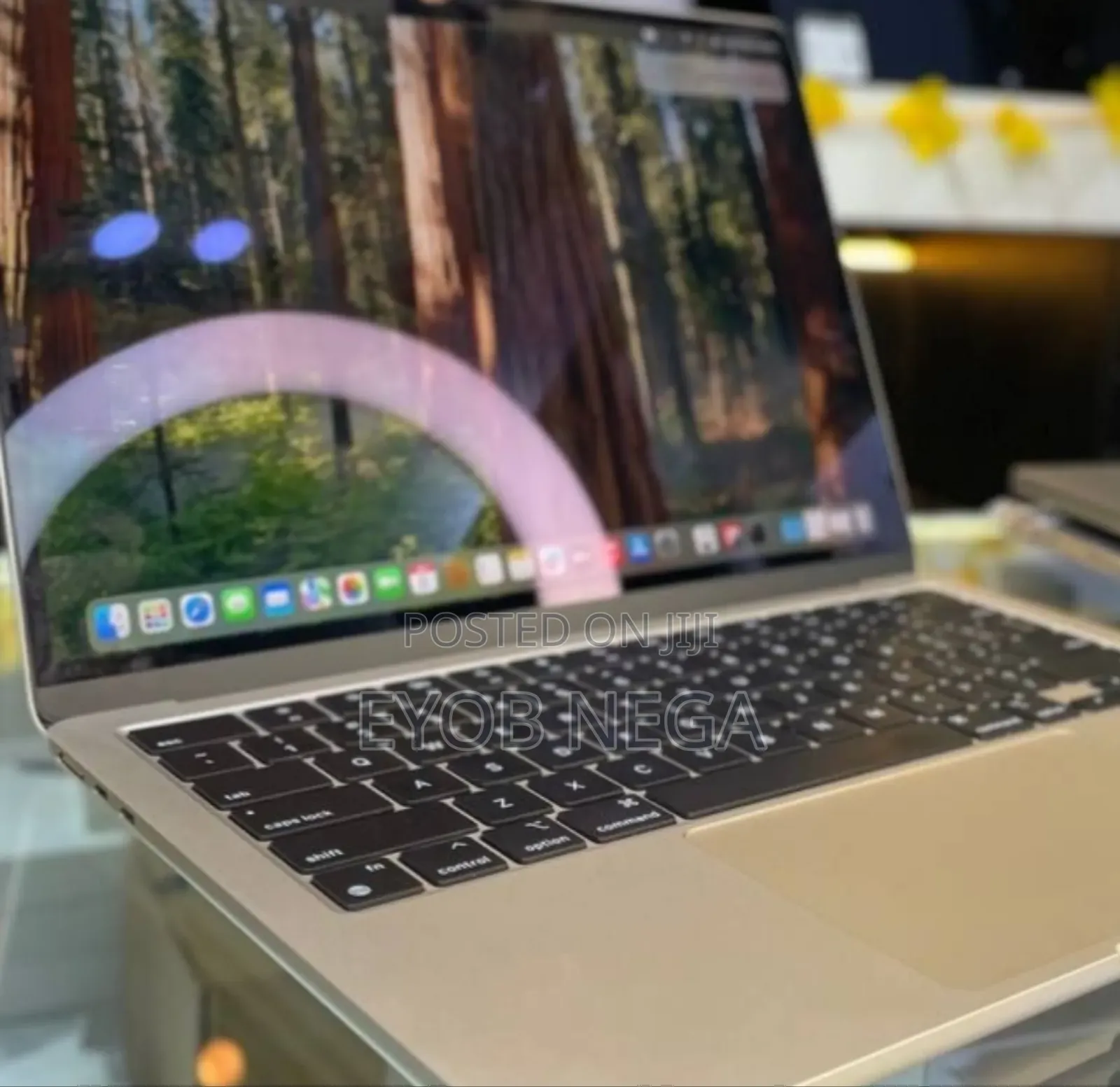 New Laptop Apple MacBook Air 2024 M3 13-Inch 16GB Apple M3 SSD 512GB