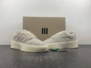 Fod Adidas Made in Vietnam
