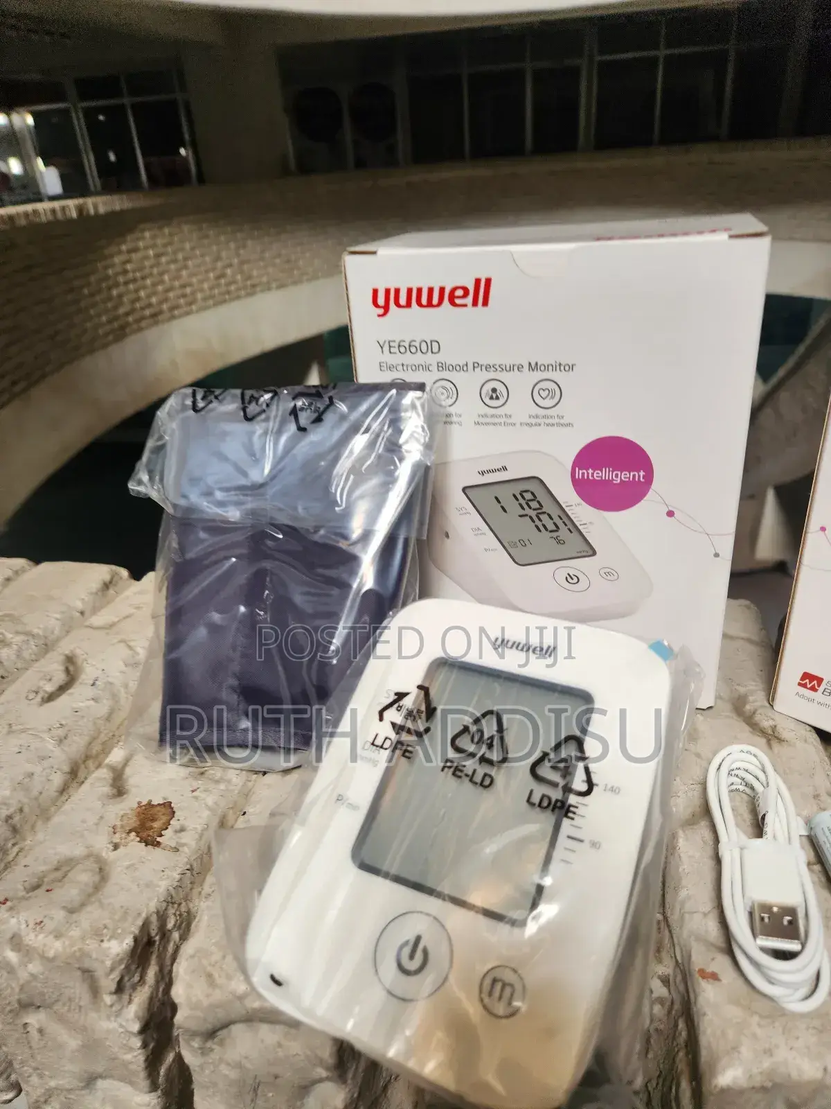 Yuwell Blood Pressure Monitor蝨你digital Blood Pressuer Monitor New