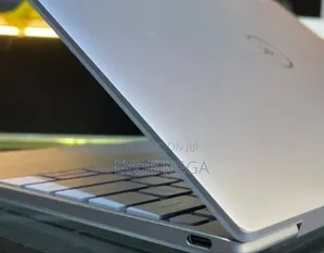 New Laptop Dell XPS 13 16GB Intel Core I7 SSD 512GB