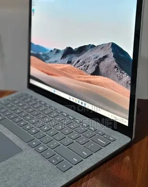 New Laptop Microsoft Surface 16GB Intel Core I7 SSD 512GB