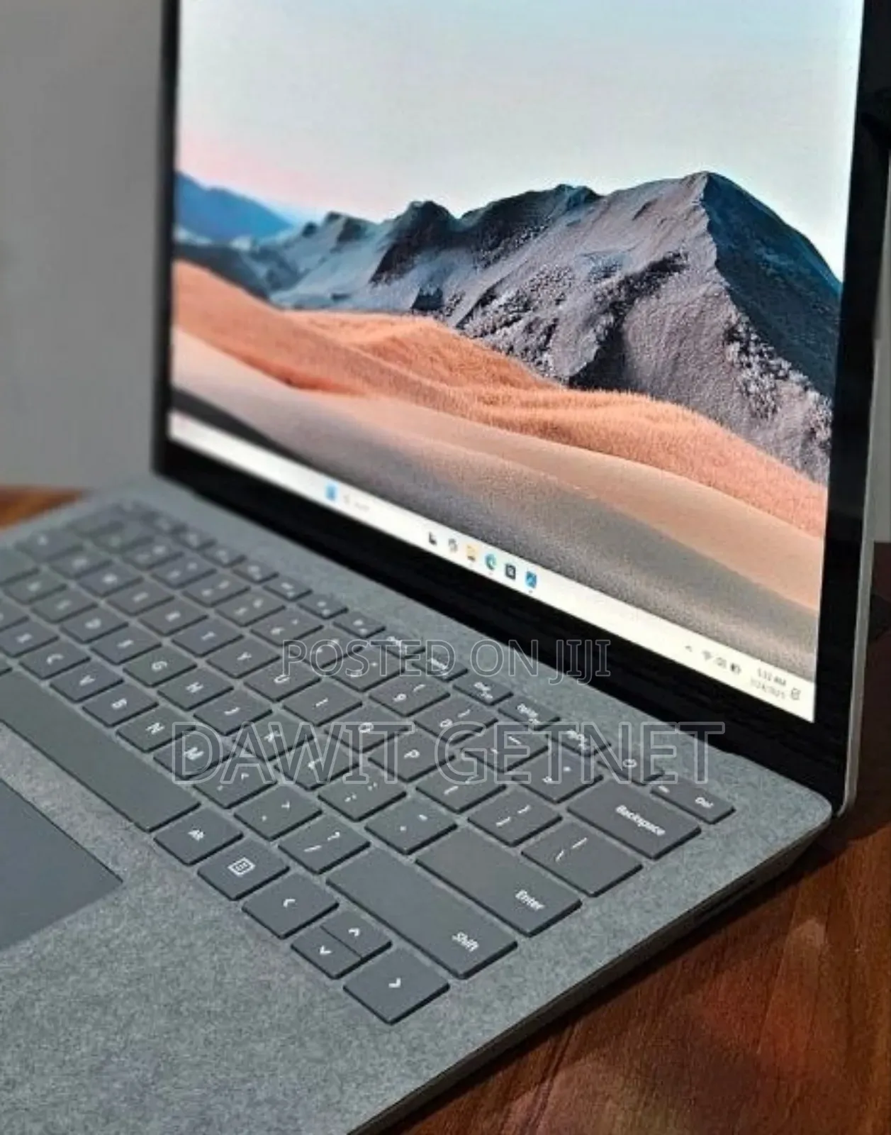 New Laptop Microsoft Surface 16GB Intel Core I7 SSD 512GB