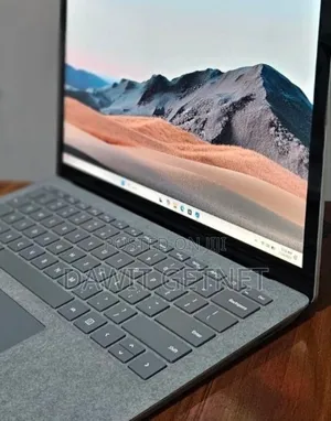 New Laptop Microsoft Surface 16GB Intel Core I7 SSD 512GB