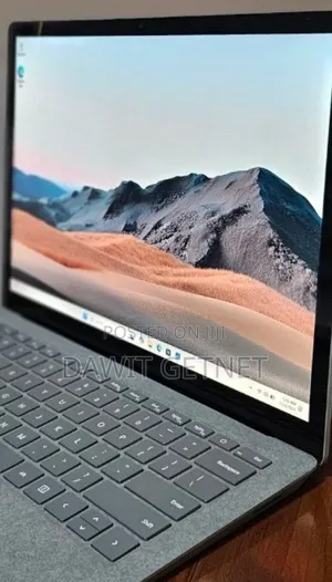 New Laptop Microsoft Surface 16GB Intel Core I7 SSD 512GB