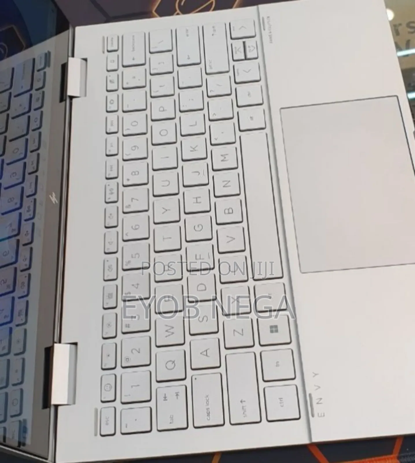 New Laptop HP Envy X360 8GB Intel Core I7 SSD 1T