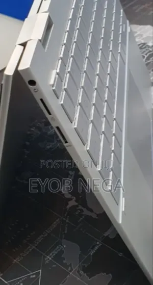 New Laptop HP Envy X360 8GB Intel Core I7 SSD 1T