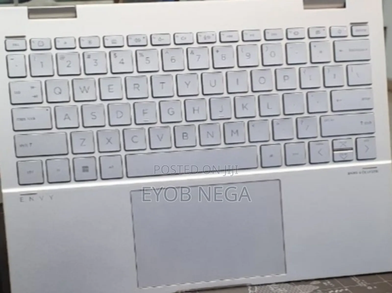 New Laptop HP Envy X360 8GB Intel Core I7 SSD 1T