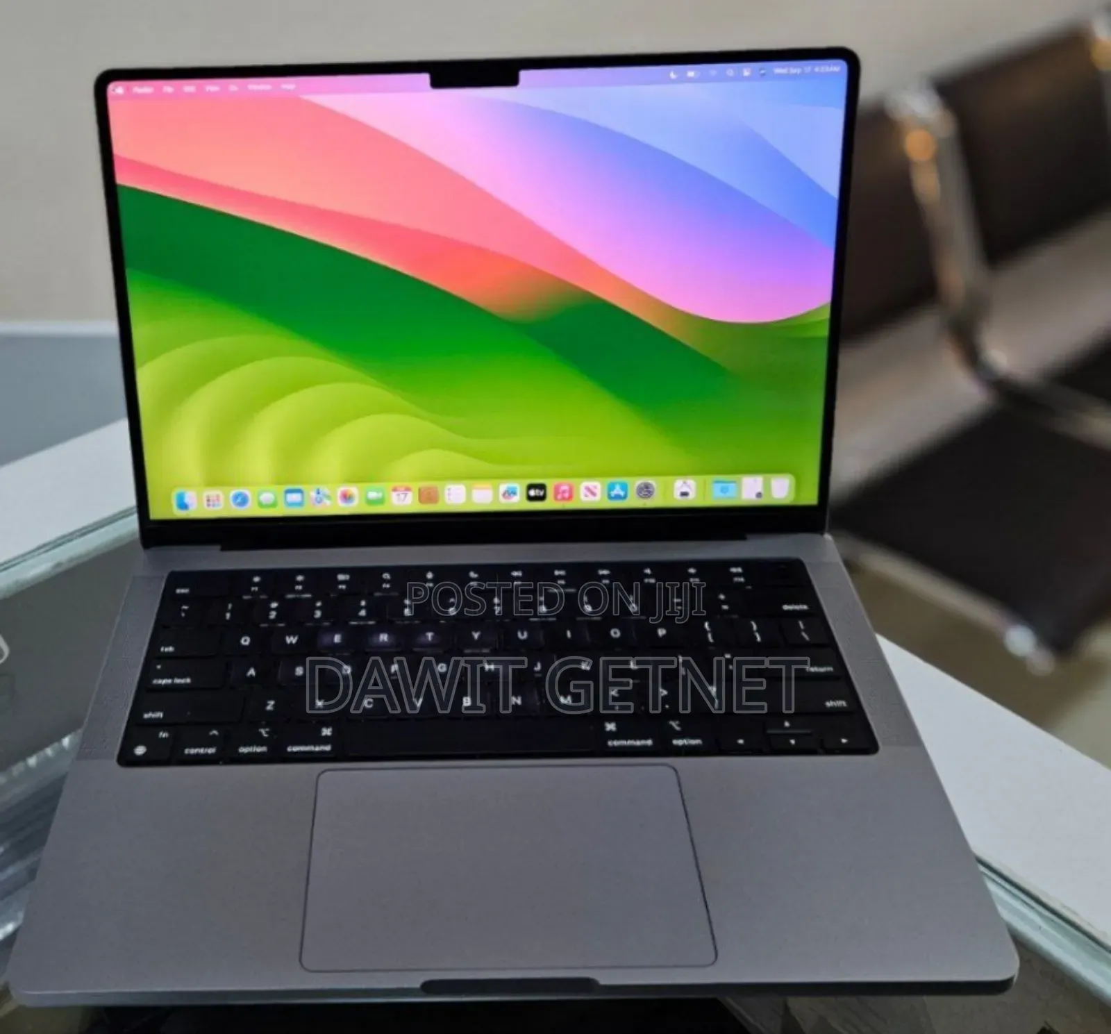 New Laptop Apple MacBook Pro M1 16GB Apple M1 Pro SSD 512GB