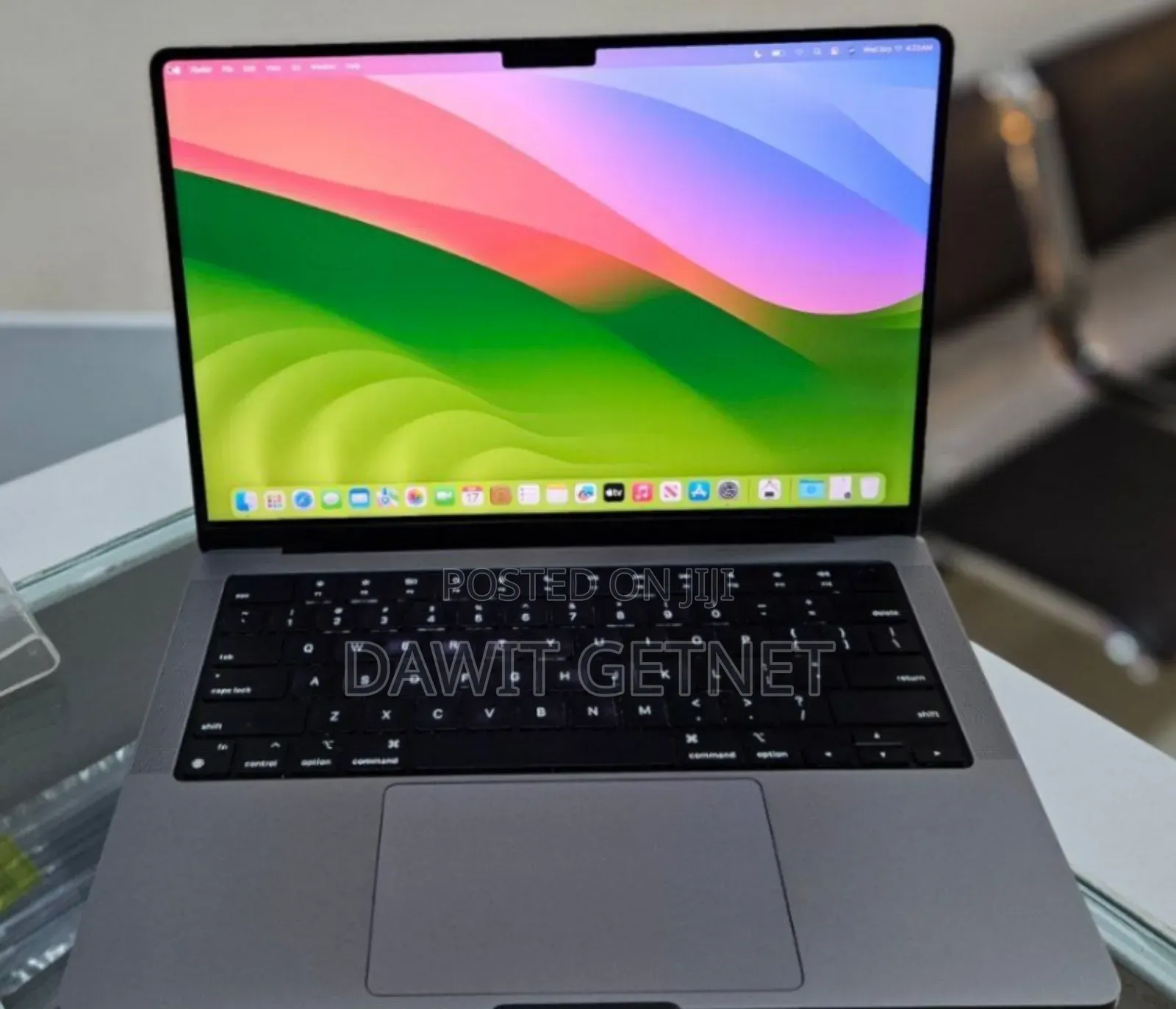 New Laptop Apple MacBook Pro M1 16GB Apple M1 Pro SSD 512GB