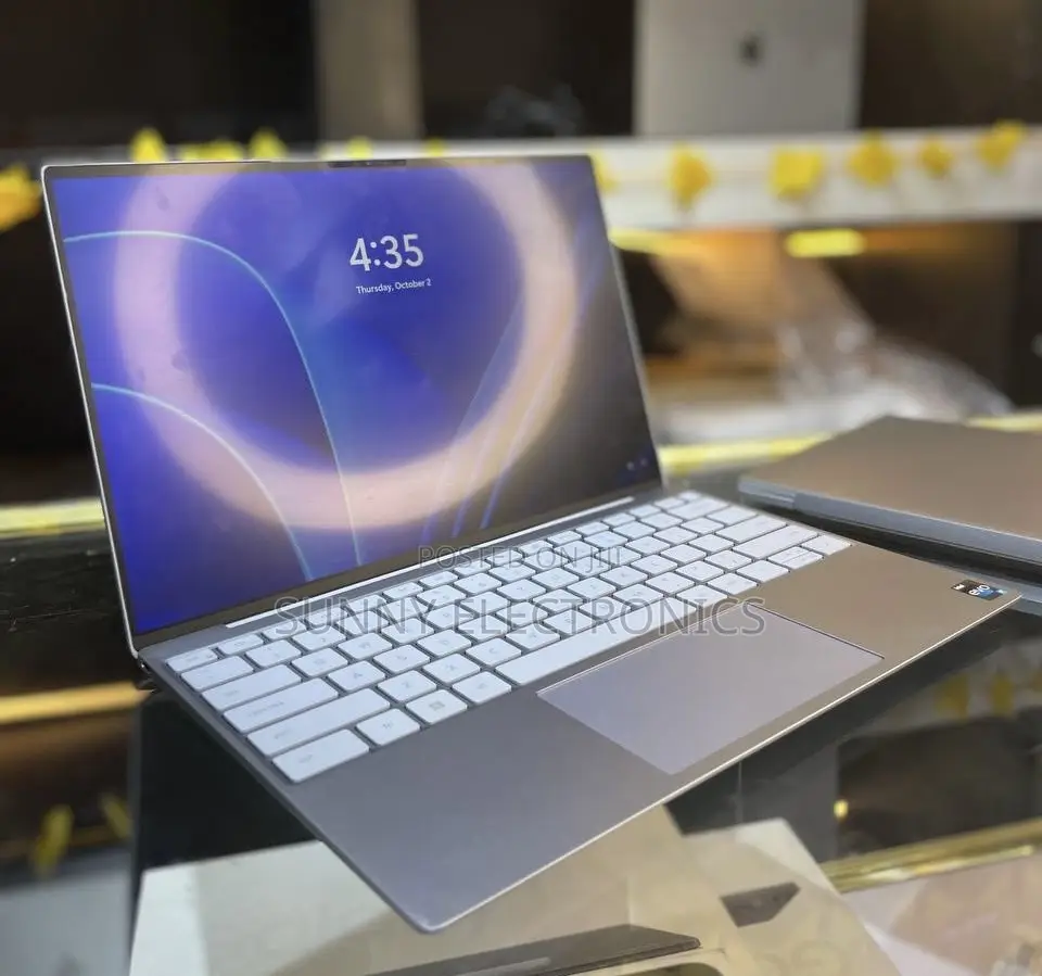 New Laptop Dell XPS 13 16GB Intel Core I7 SSD 512GB