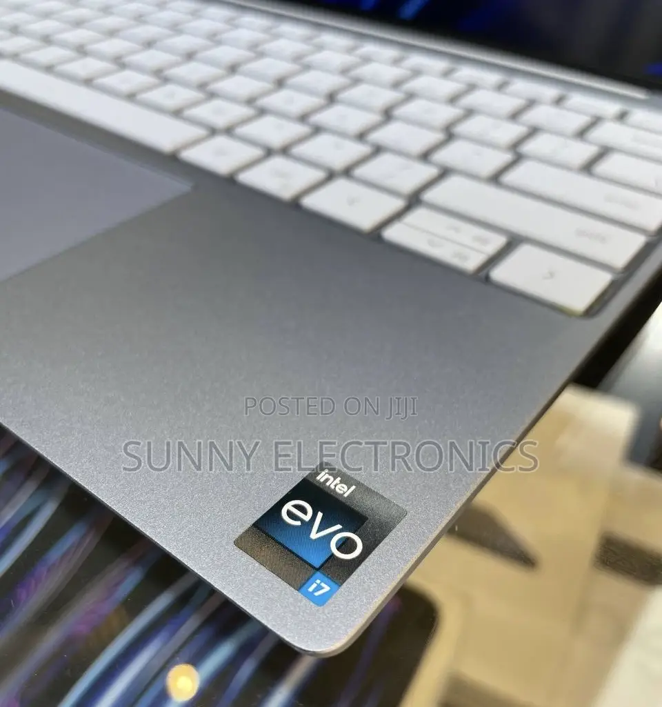 New Laptop Dell XPS 13 16GB Intel Core I7 SSD 512GB