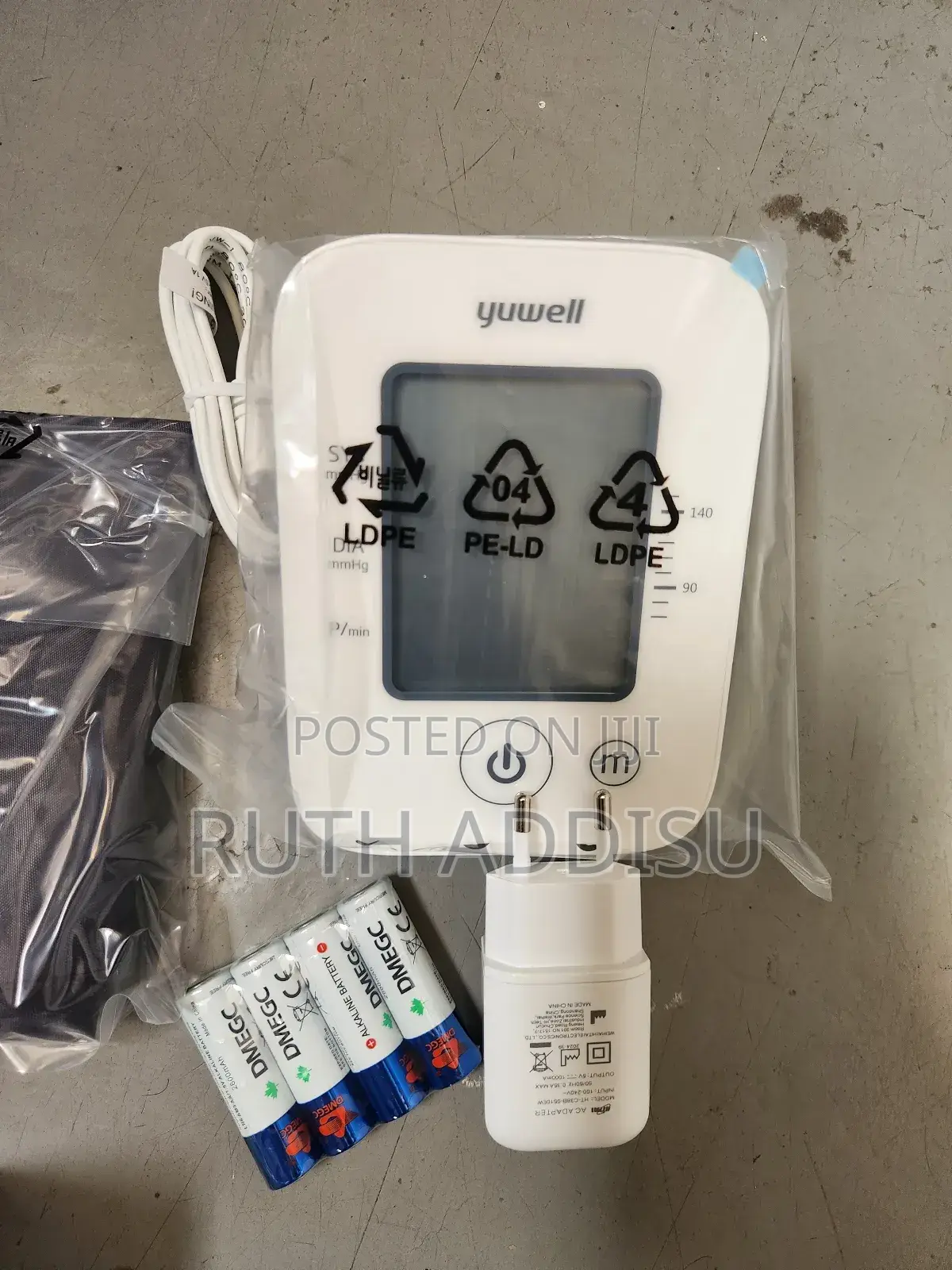 Yuwell Digital Blood Pressure Monitor寄送blood Pressure Monitor New