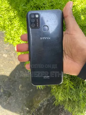 Photo - Infinix Smart 6 32 GB Black