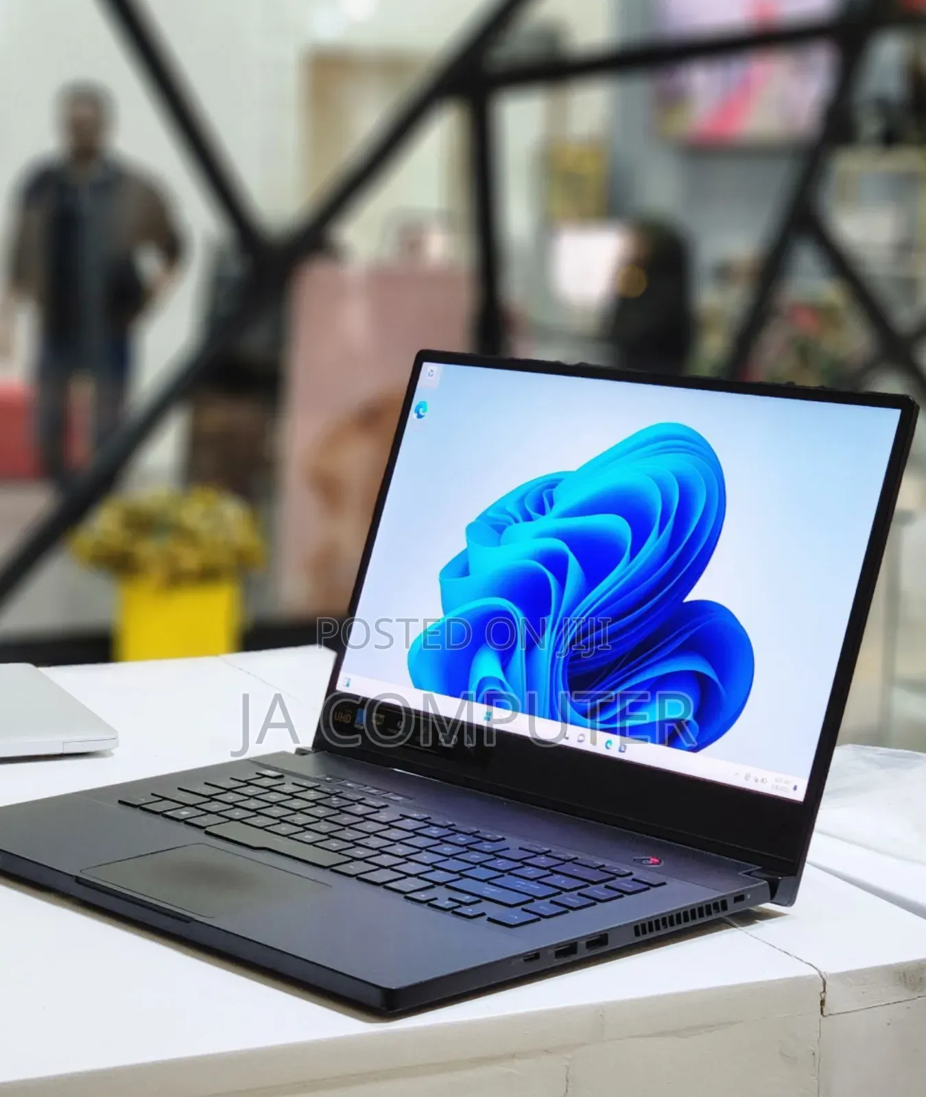 New Laptop Asus ROG Zephyrus G15 16GB Intel Core I7 SSD 512GB