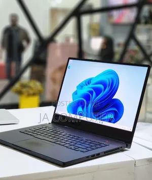 New Laptop Asus ROG Zephyrus G15 16GB Intel Core I7 SSD 512GB