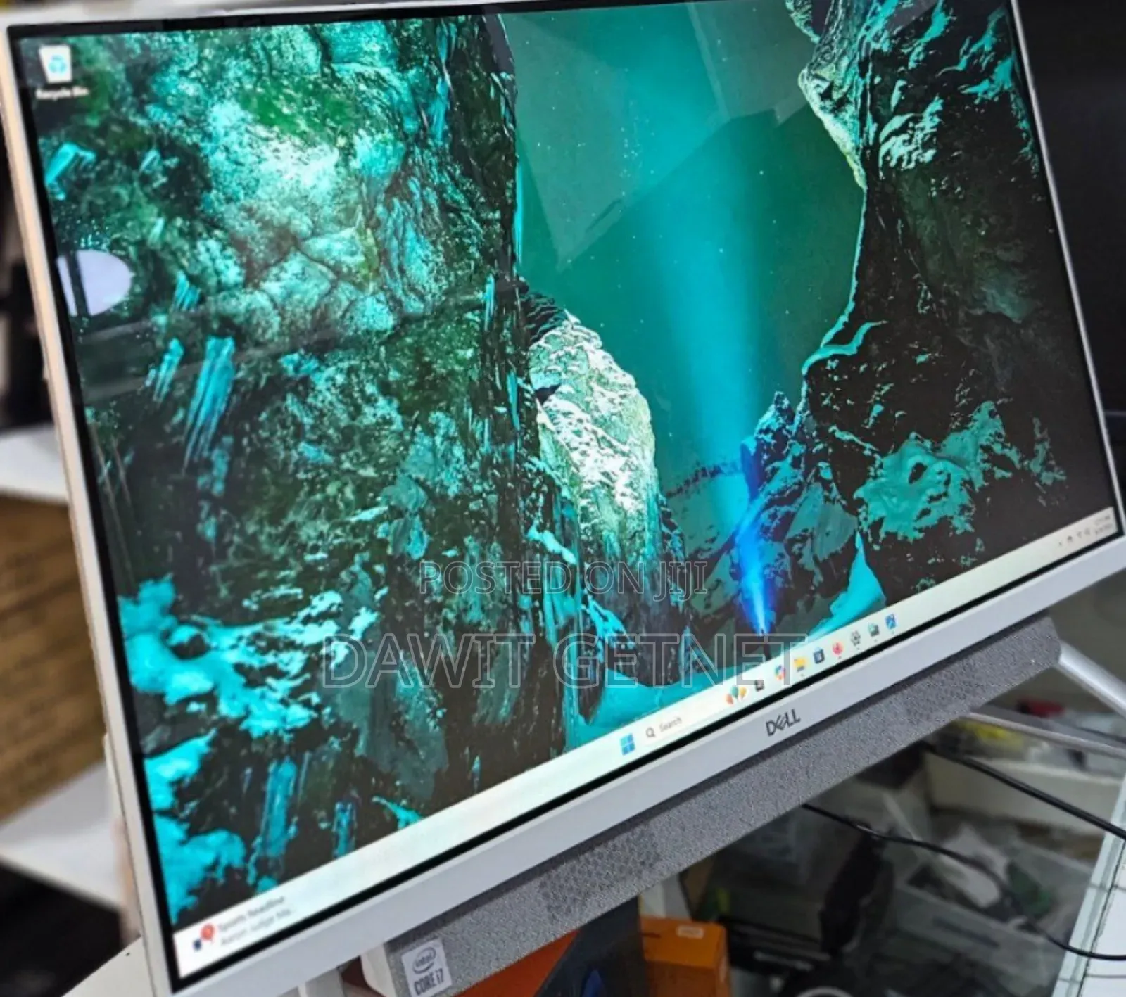 New Laptop Dell Inspiron 15 12GB Intel Core I7 SSD 512GB