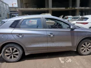 የሚከራዩ Byd E2መኪኖች አሉ። ይደውሉልን!