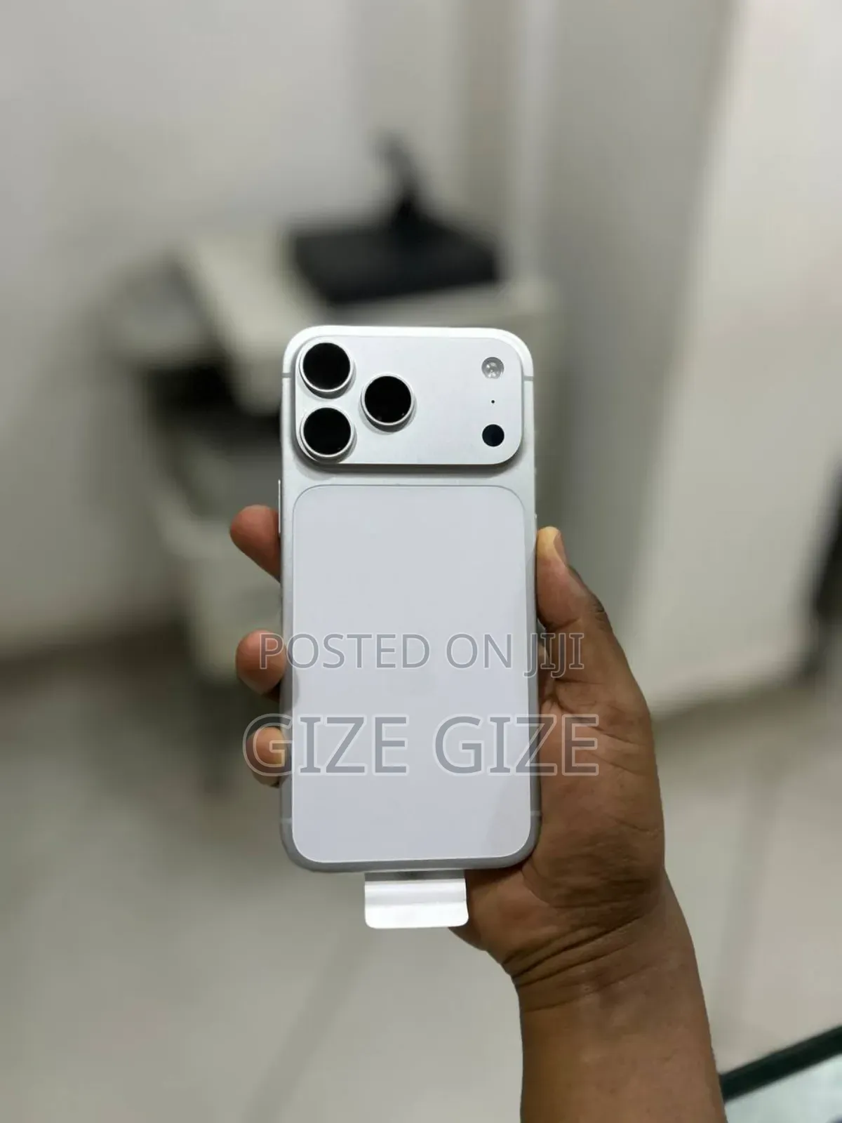 New Apple iPhone 17 Pro Max 256 GB White