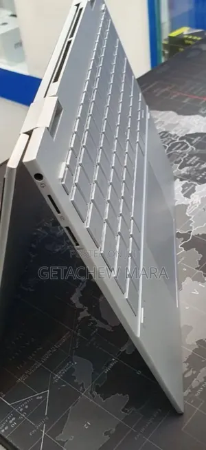 New Laptop HP Envy X360 8GB Intel Core I7 SSD 1T