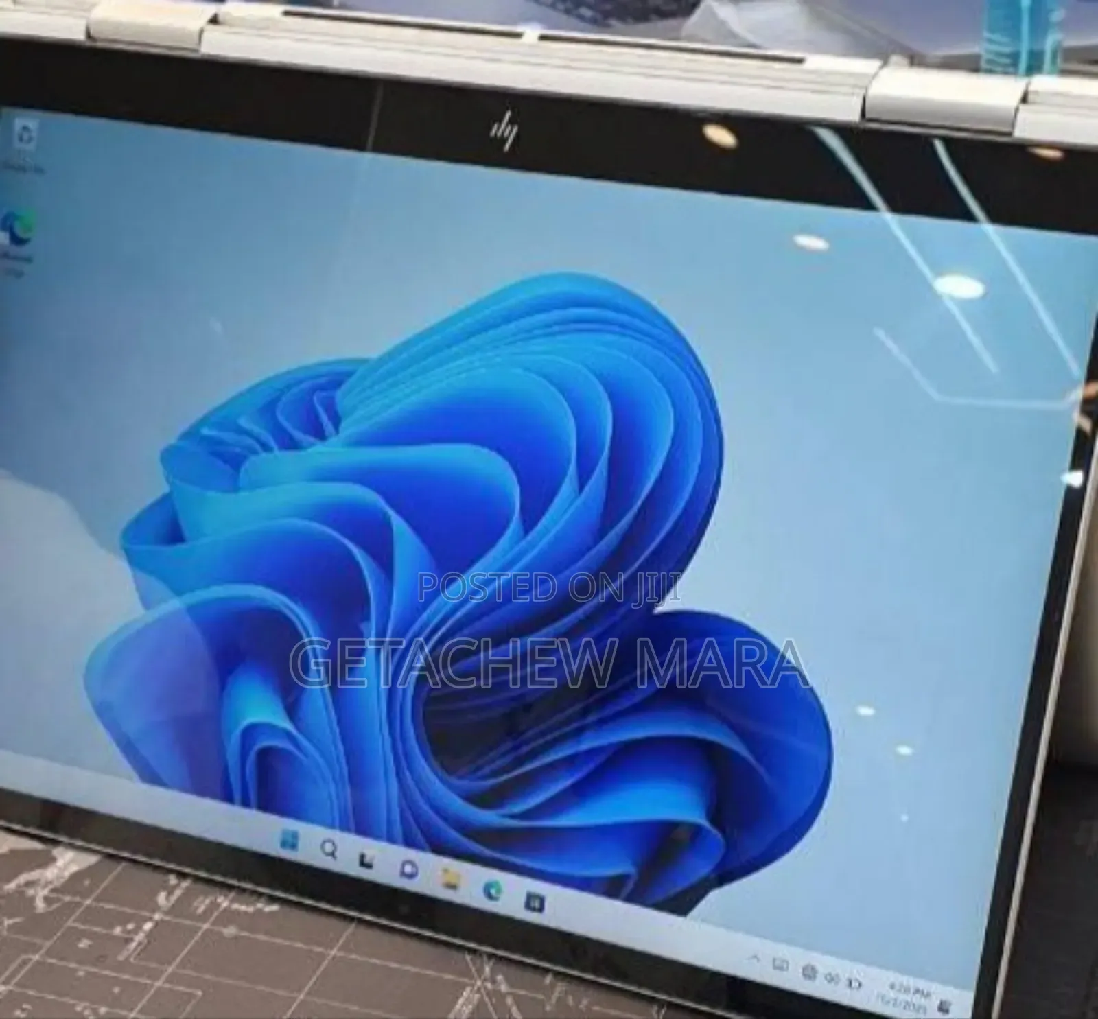 New Laptop HP Envy X360 8GB Intel Core I7 SSD 1T