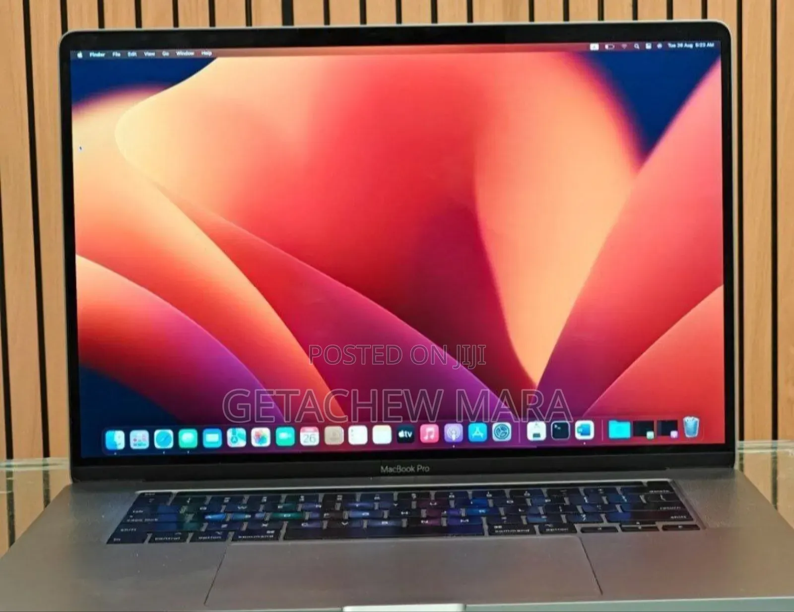 New Laptop Apple MacBook Pro 2019 16GB Intel Core I7 SSD 1T