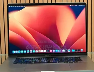 New Laptop Apple MacBook Pro 2019 16GB Intel Core I7 SSD 1T