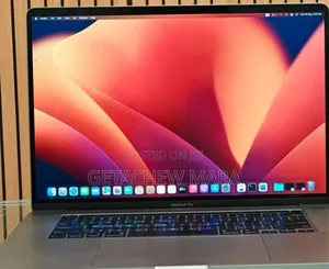 New Laptop Apple MacBook Pro 2019 16GB Intel Core I7 SSD 1T
