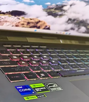 New Laptop Asus ROG Strix G15 16GB Intel Core I9 SSD 1T