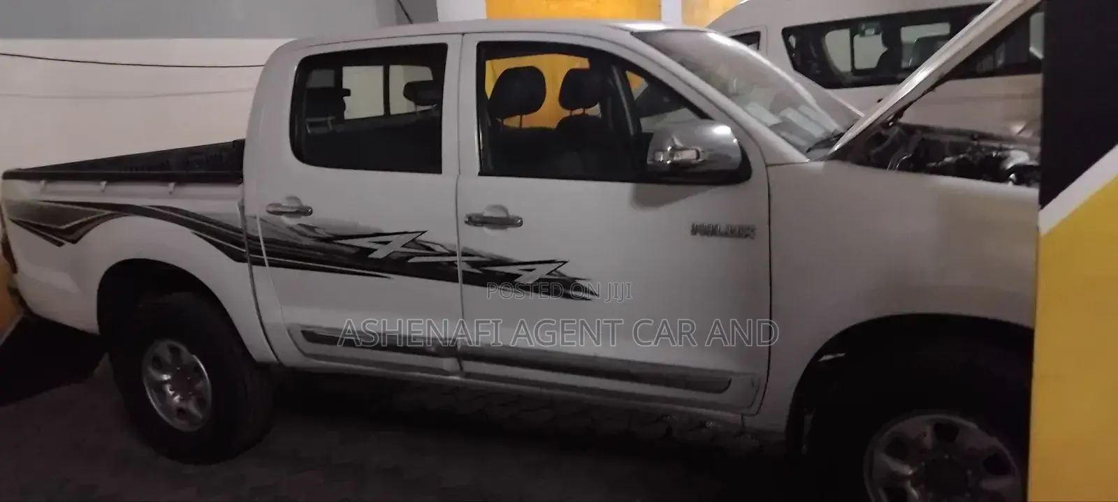 Toyota Hilux 3.0 D-4D 4x4 2013 White