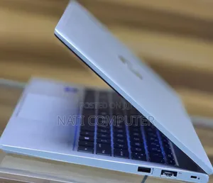 New Laptop HP ProBook 440 G8 16GB Intel Core I7 SSD 512GB