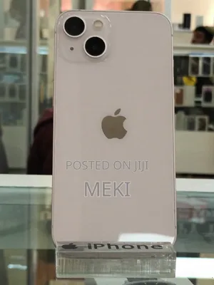 Photo - Apple iPhone 13 128 GB Pink