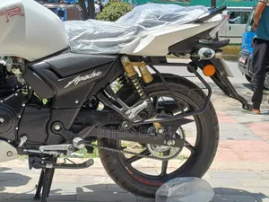 New TVS Apache 180 RTR 2024 White