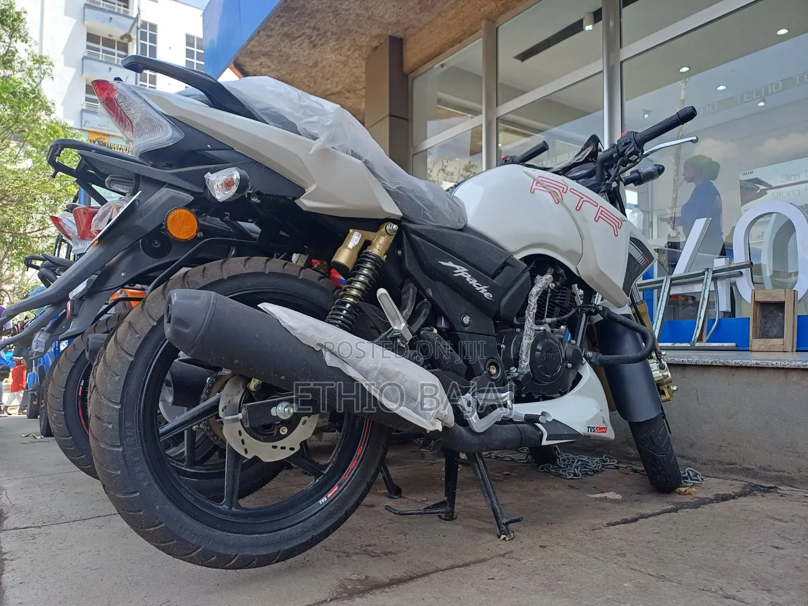 New TVS Apache 180 RTR 2024 White