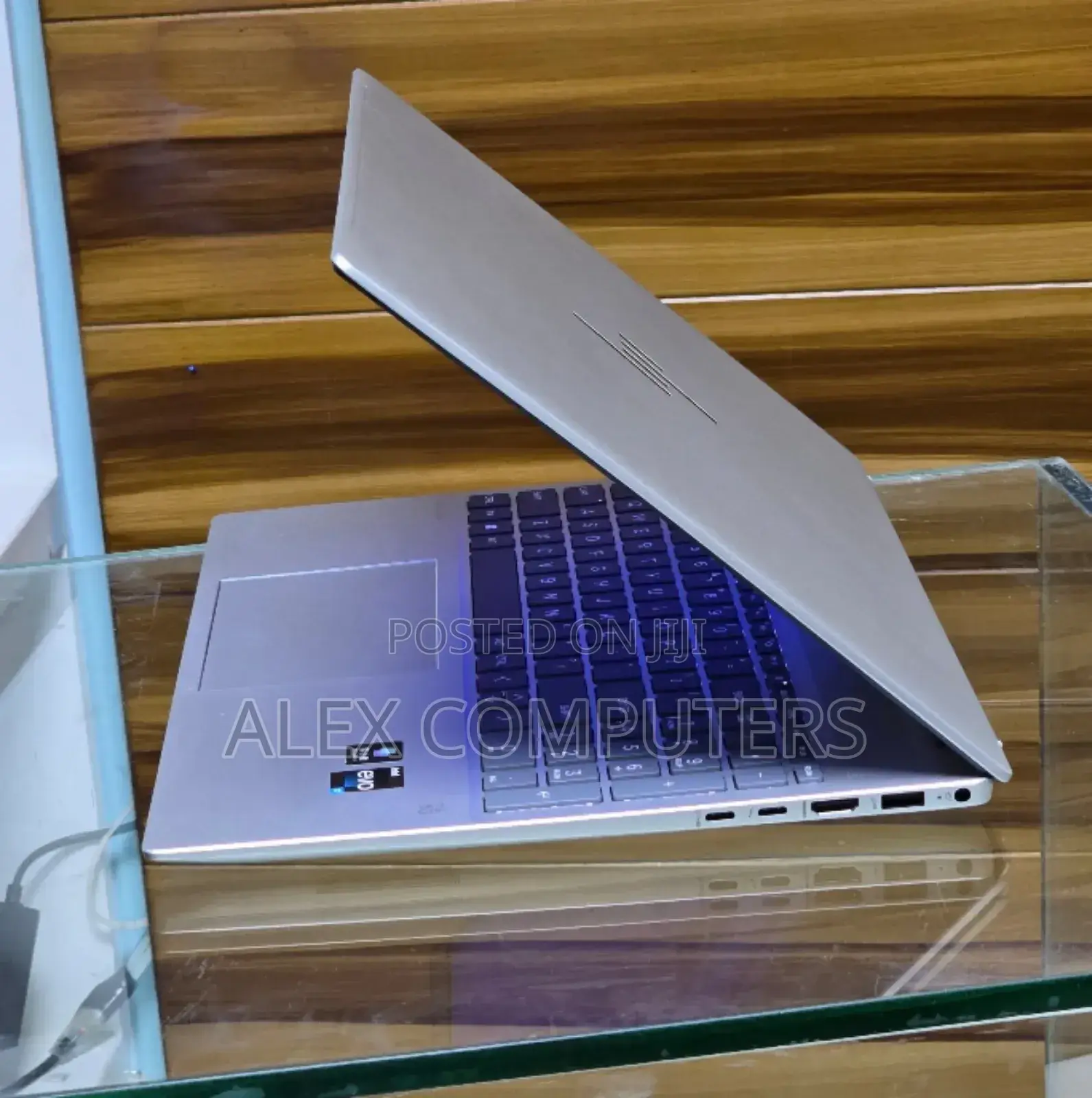 New Laptop HP Pavilion 15 16GB Intel Core I7 SSD 1T