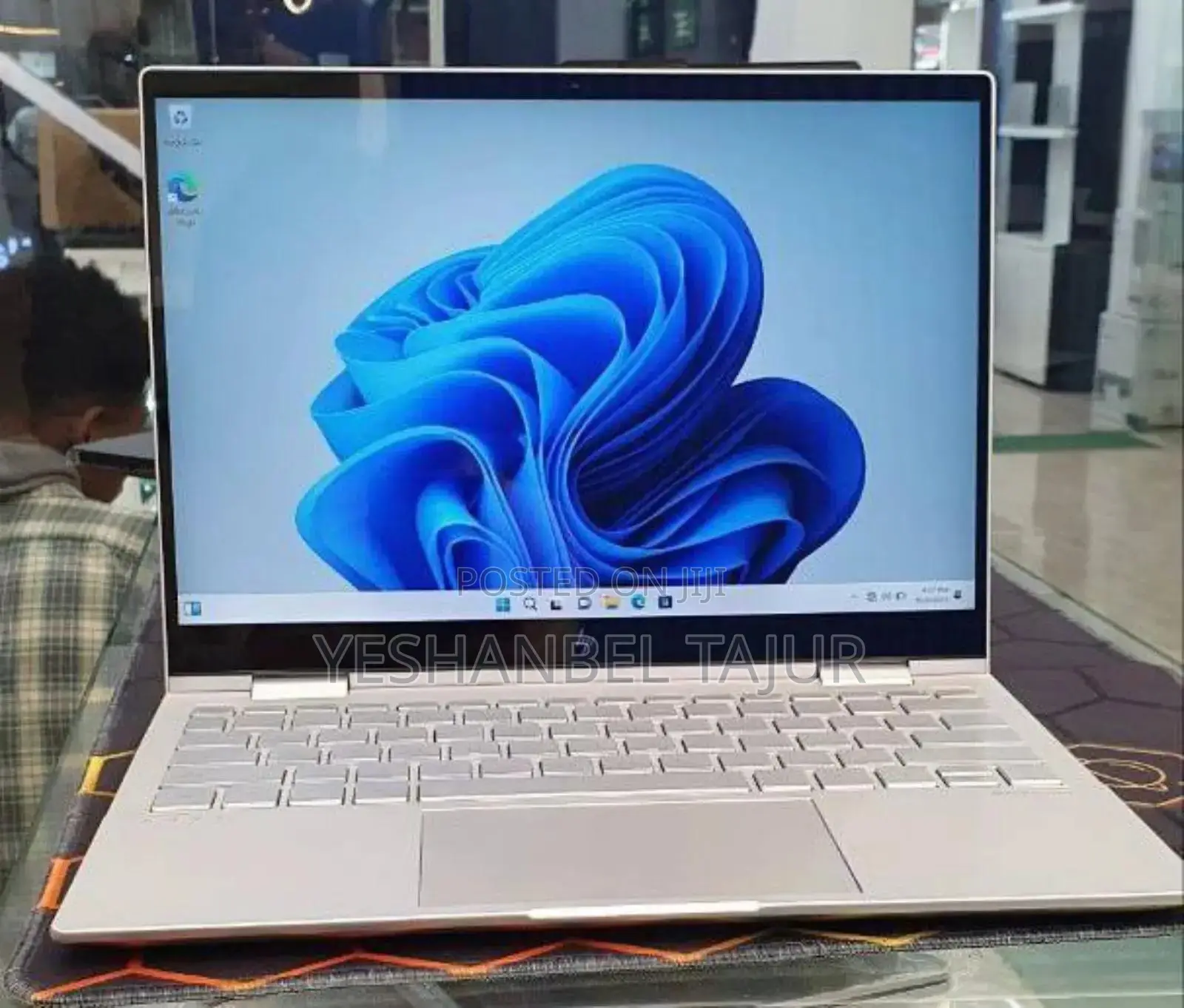 New Laptop HP Envy X360 16GB Intel Core I7 SSD 512GB