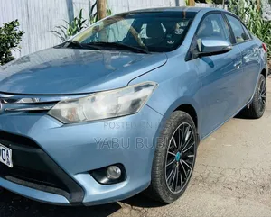 Toyota Yaris SE Hatchback 5dr 2014 Blue